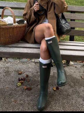 Authentic HUNTER Women's Original Tall Matte Rain Boots Wellies | Green | Size 9